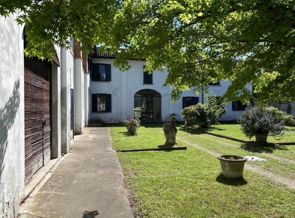Affascinante Casale Brambilla Vicino Pavia Villa San Zenone al Po Ngoại thất bức ảnh